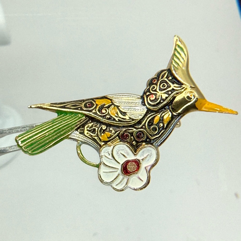 Vintage Painted Damscene Hummingbird Brooch Gold Tone Made In Spain 2.25” - Picture 11 of 15